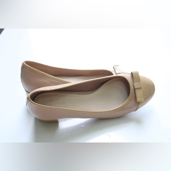 Cole Haan Bow low pumps - Picture 8 of 10